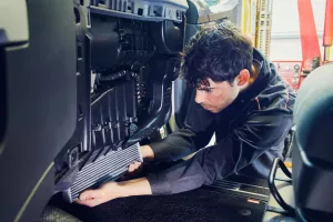 Mechanic reparing a truck