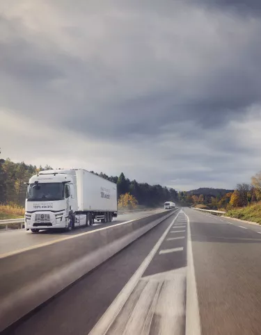 Nu køres der 100% elektrisk mellem egne fabrikker